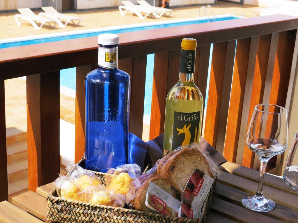 Vila Do Maio Puerto Calero Ngoại thất bức ảnh